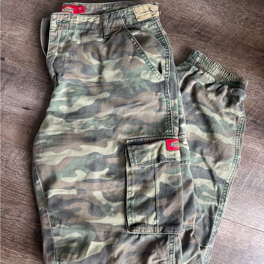 Dickies Green Camouflage Pants